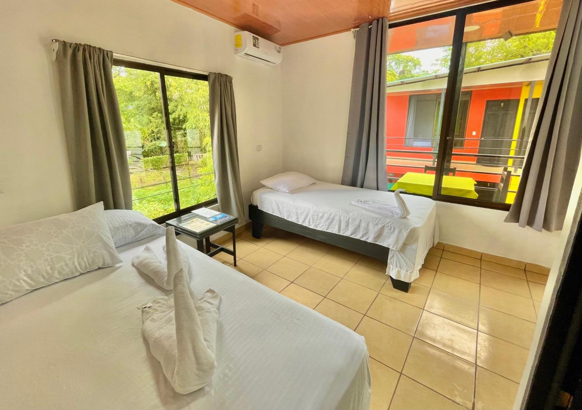 Carey Lodging Tortuguero Habitación foto