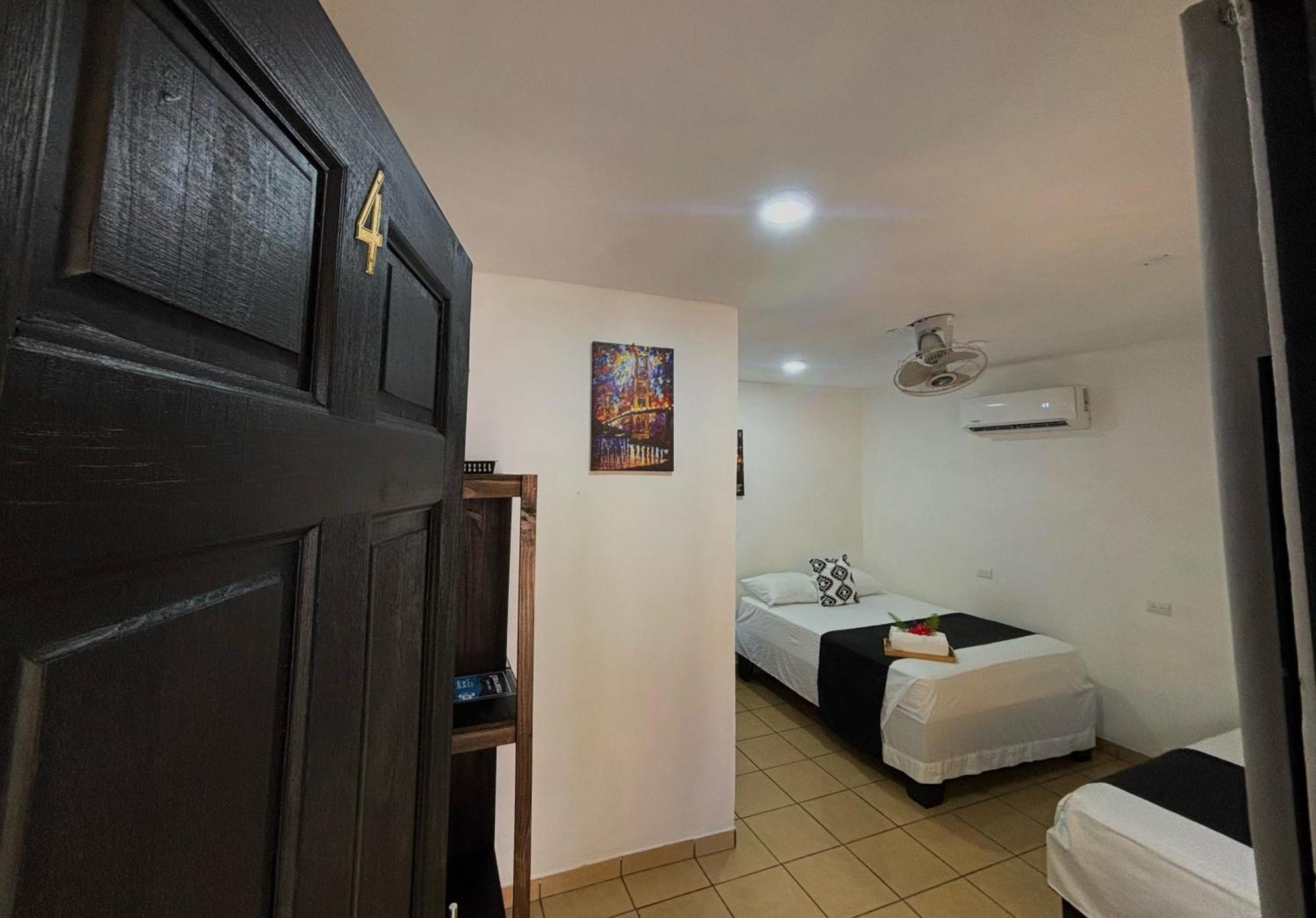 Carey Lodging Tortuguero Habitación foto